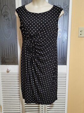 CONNECTED LADIES BEAUTIFUL RUCHED BLACK & BEIGE POLKA DOT DRESS